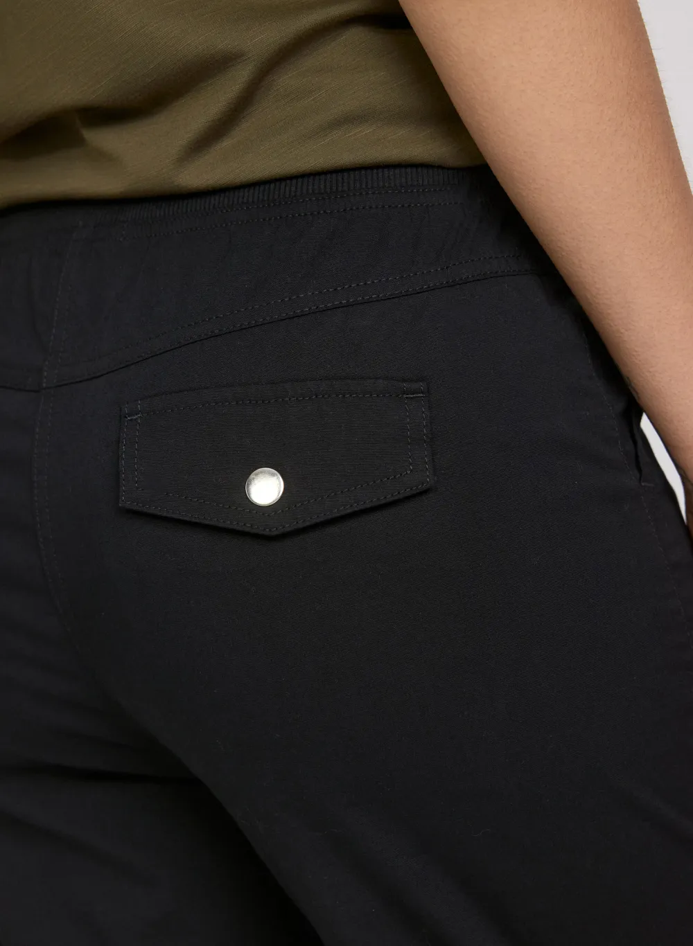 Drawstring Waist Three-Quarter Length Pants