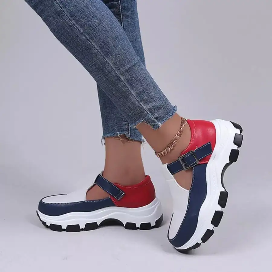 Lightweight Round Toe Platform Sneakers