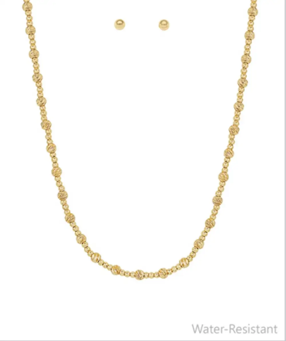 Wr Textured Ball Necklace