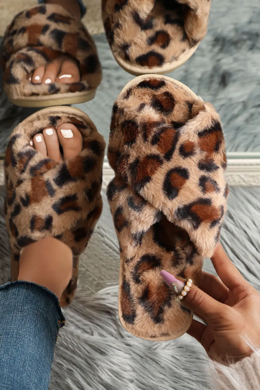 Leopard Crossed Straps Furry Slide Slippers