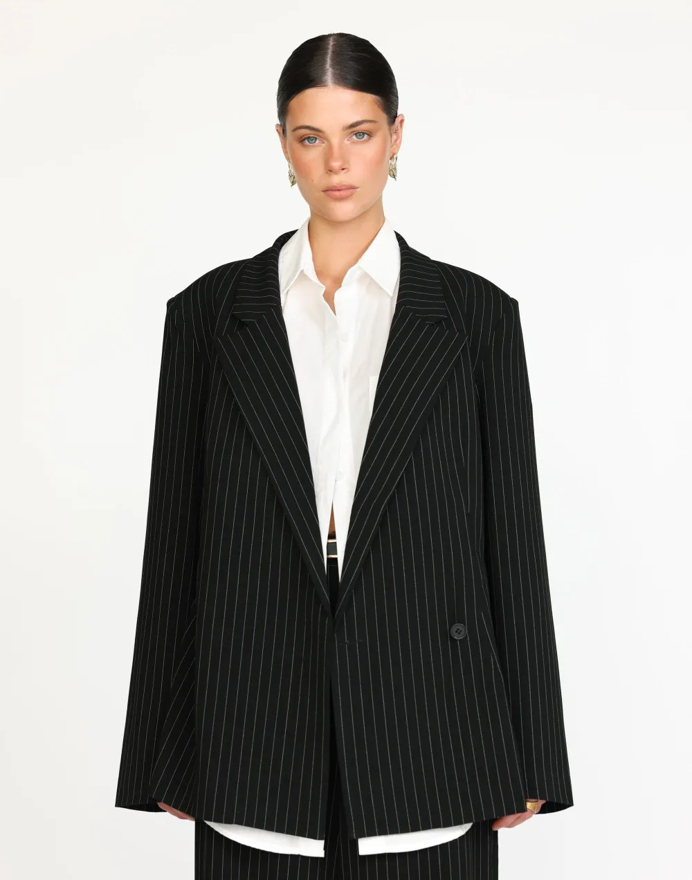 Kenza Blazer (Black Pinstripe)