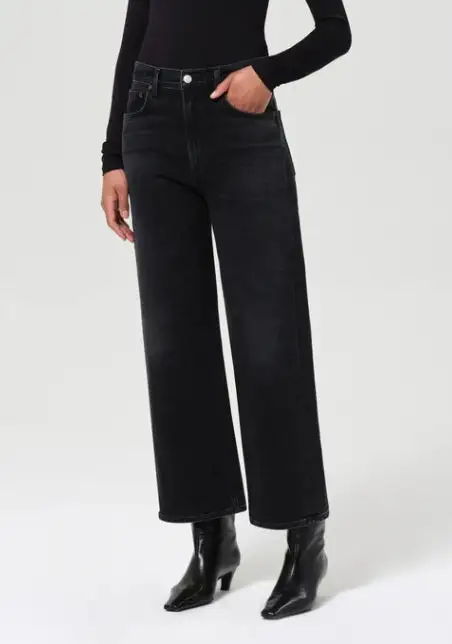 High Rise Relaxed Fit Jeans