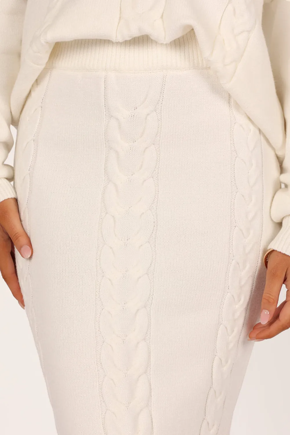 ASPEN CABLE KNIT SKIRT - WHITE