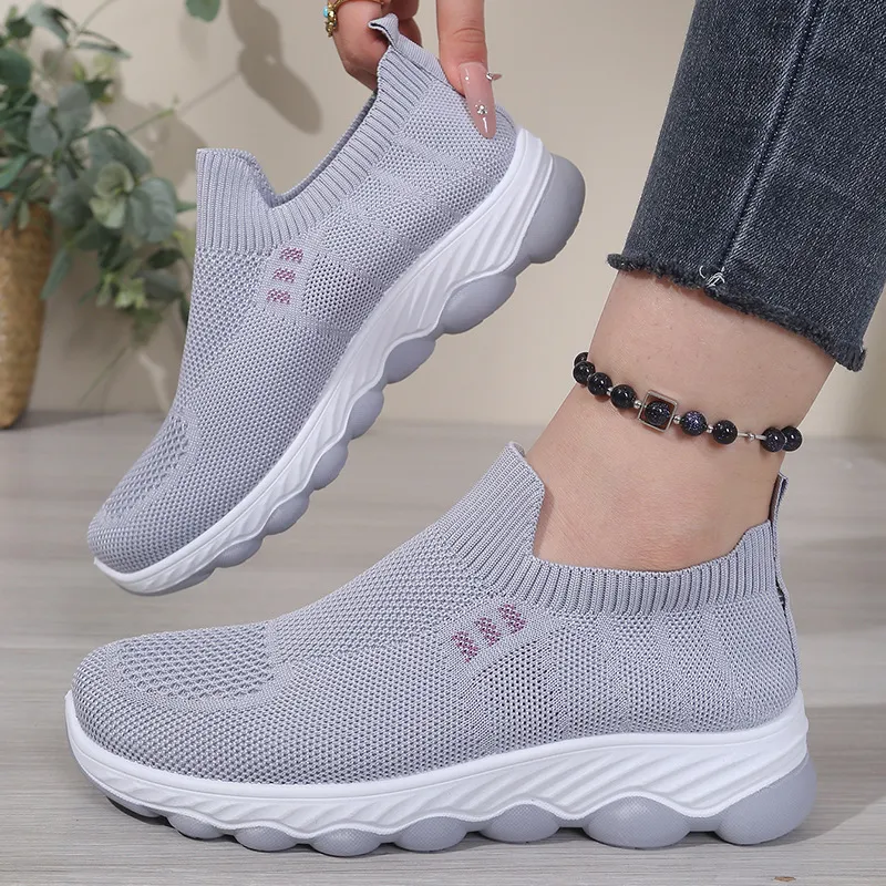 Flyknit Breathable Mesh Soft Sole Walking Shoes