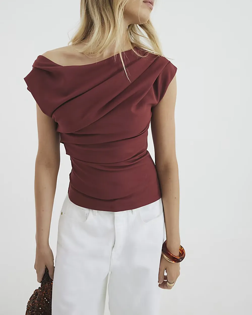 Fashion Design Off-Shoulder Short Sleeves T-Shirts