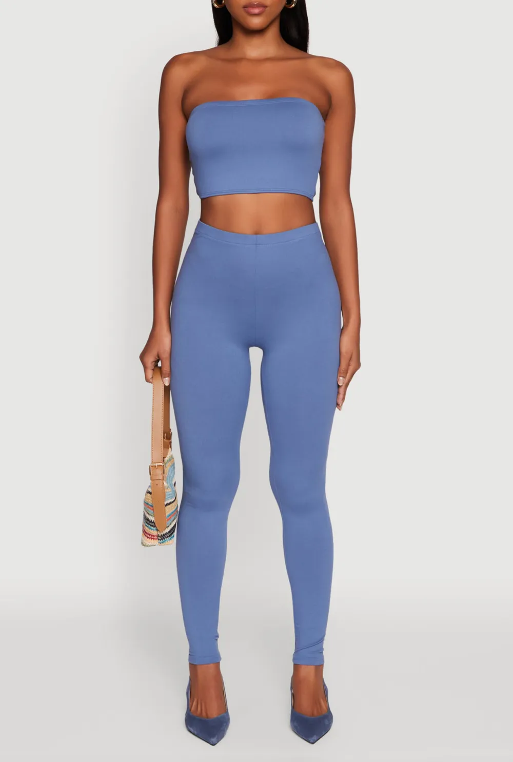 Strapless And Navel Exposed Top