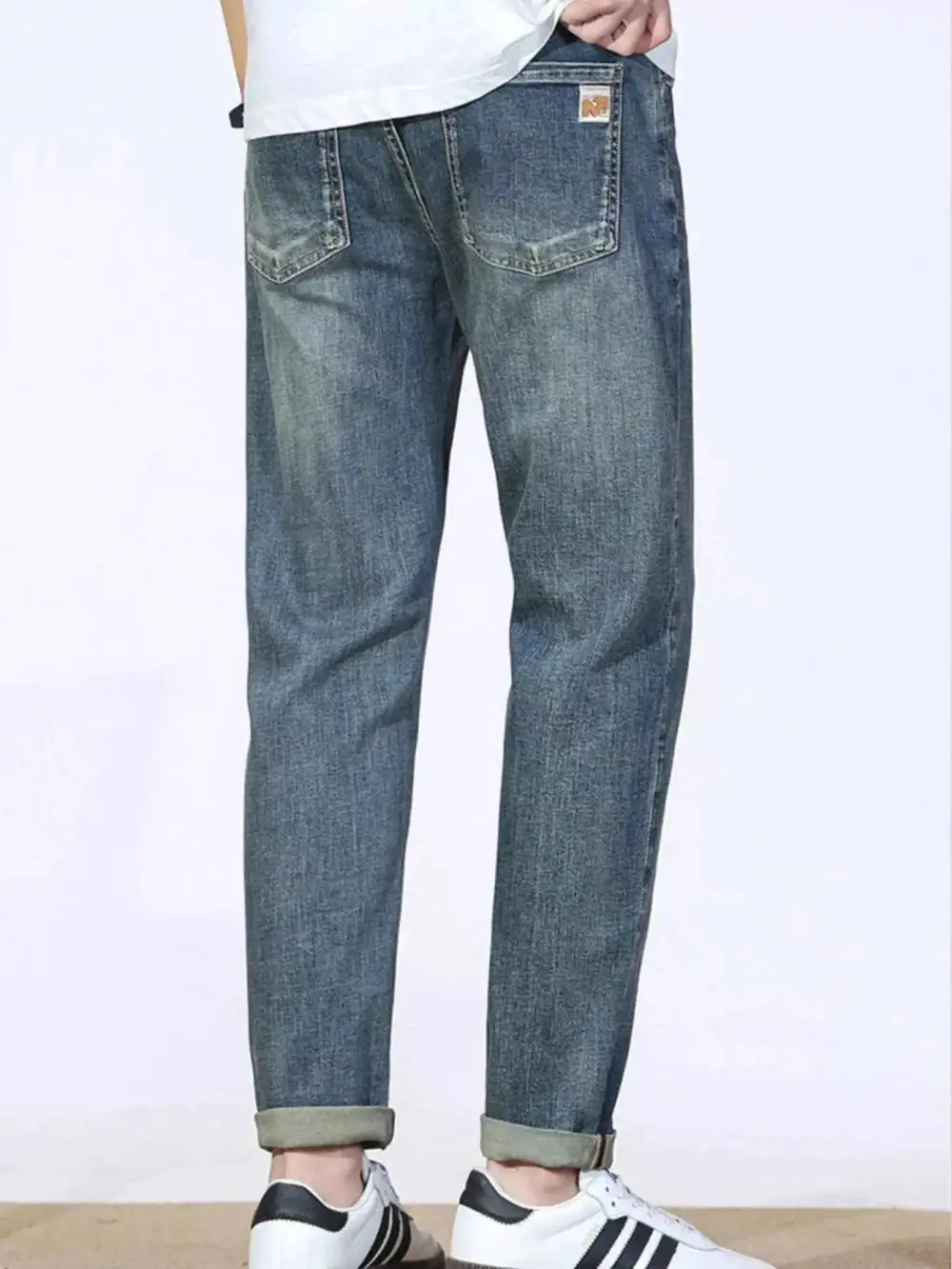 Relaxed Wash Straight Leg Jeans