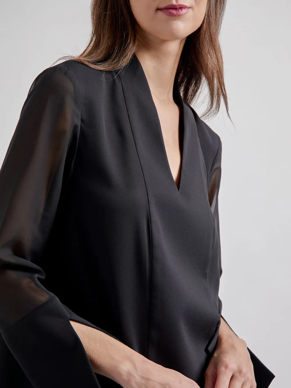 Solid Color Loose Fitting Shirt