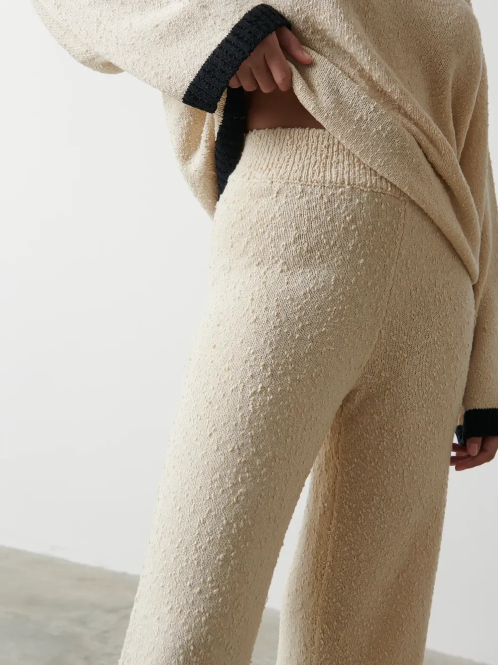 Contrast Textured Knit Trousers