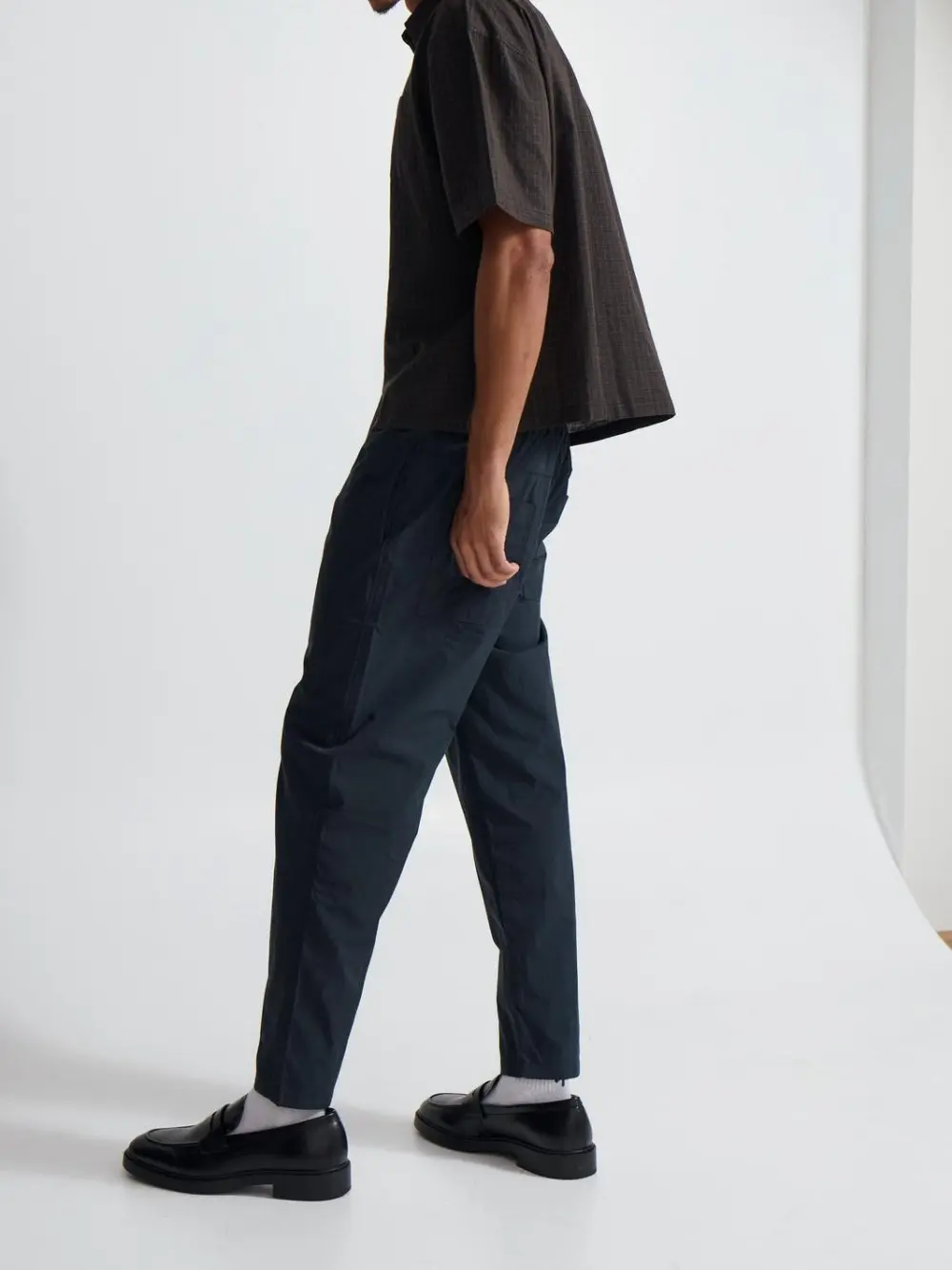 Simple And Comfortable Slim Navy Pant