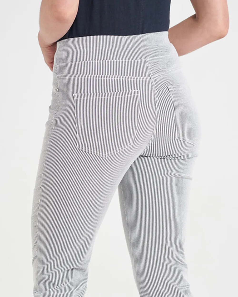 Gray Striped Cropped Pants For Fresh Casual Style