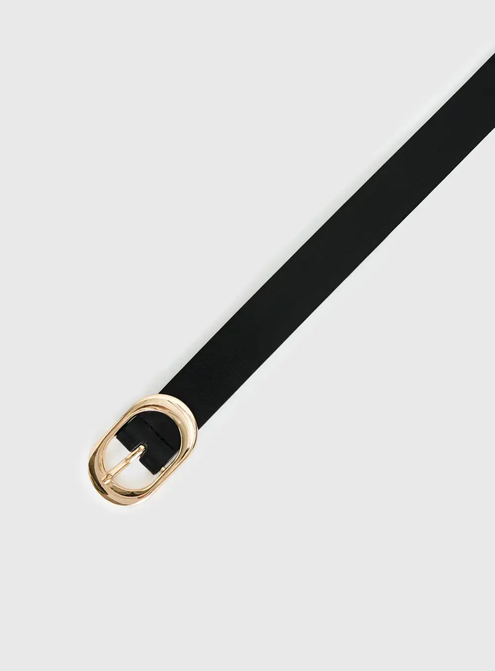 Fashion Buckle Faux Leather Belt
