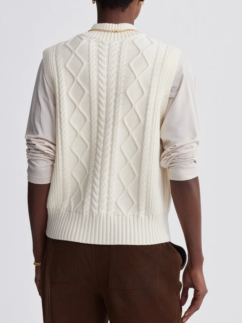 Argyle Pattern Roll Neck Vest