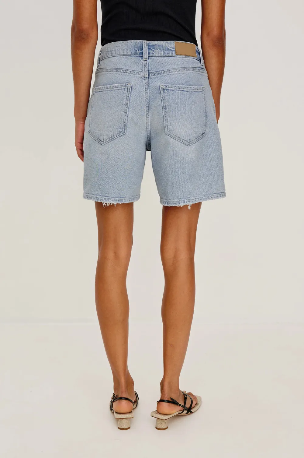 Rip-Stitched Water-Washed Denim Fringed Shorts