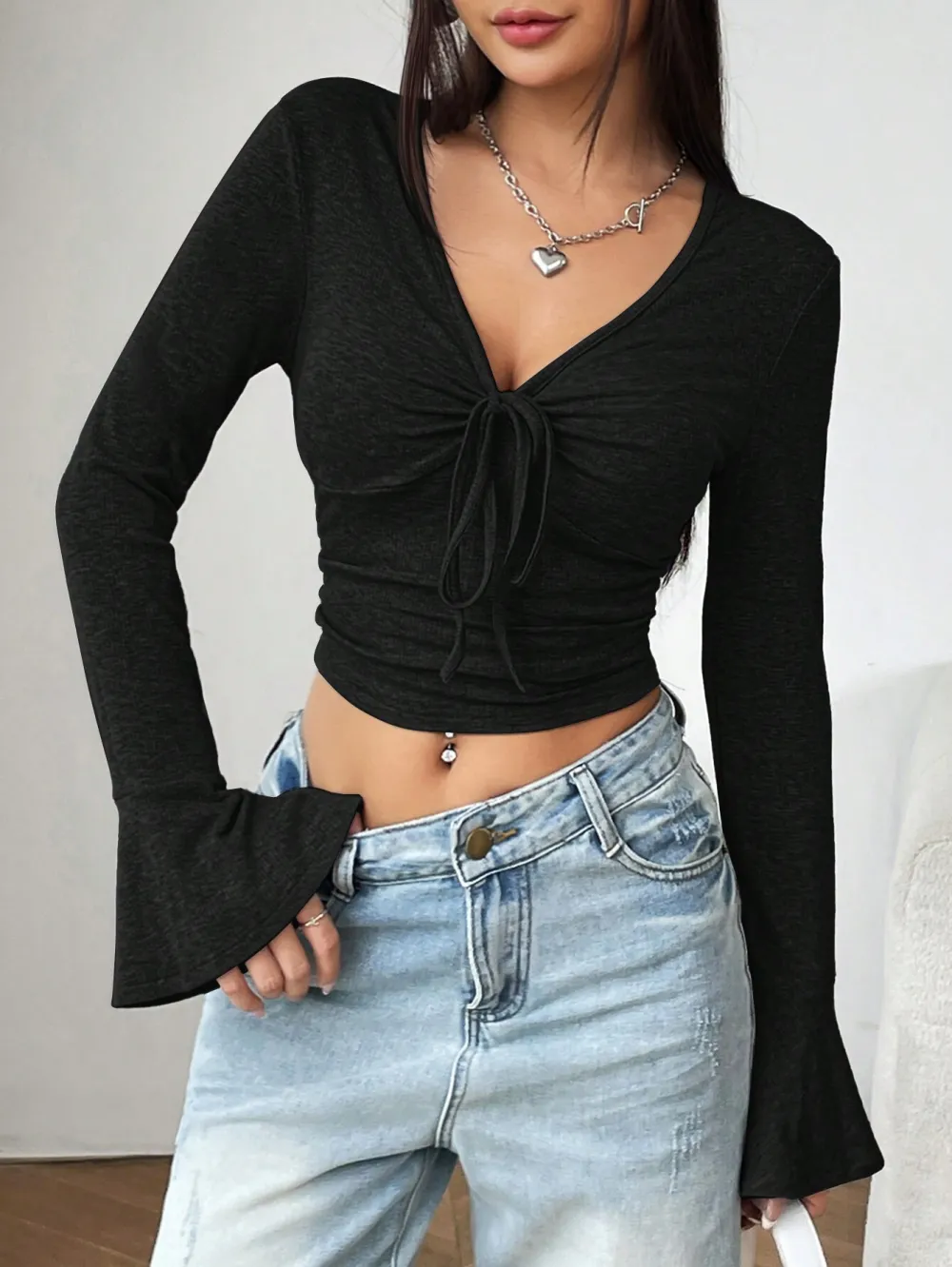 Solid Pullover Long-sleeved Cropped Top