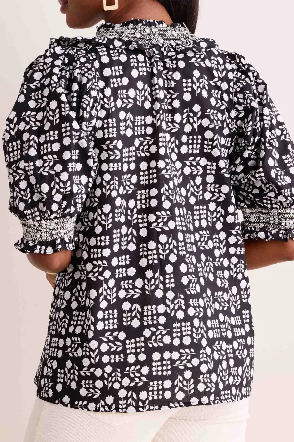 Printed Puff Sleeve V-Neck Ruffled Top