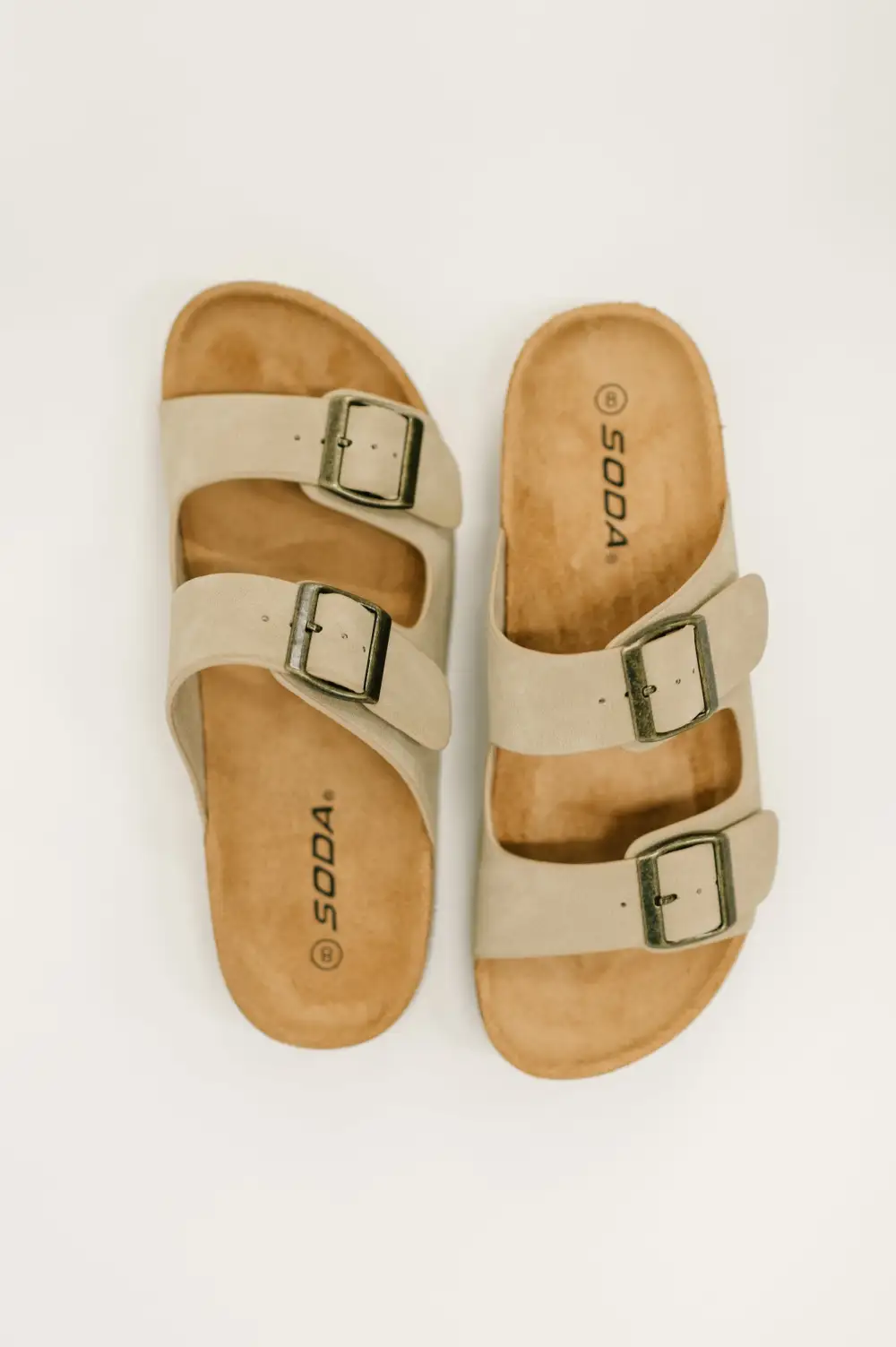 Easygoing Buckle Jete Slides