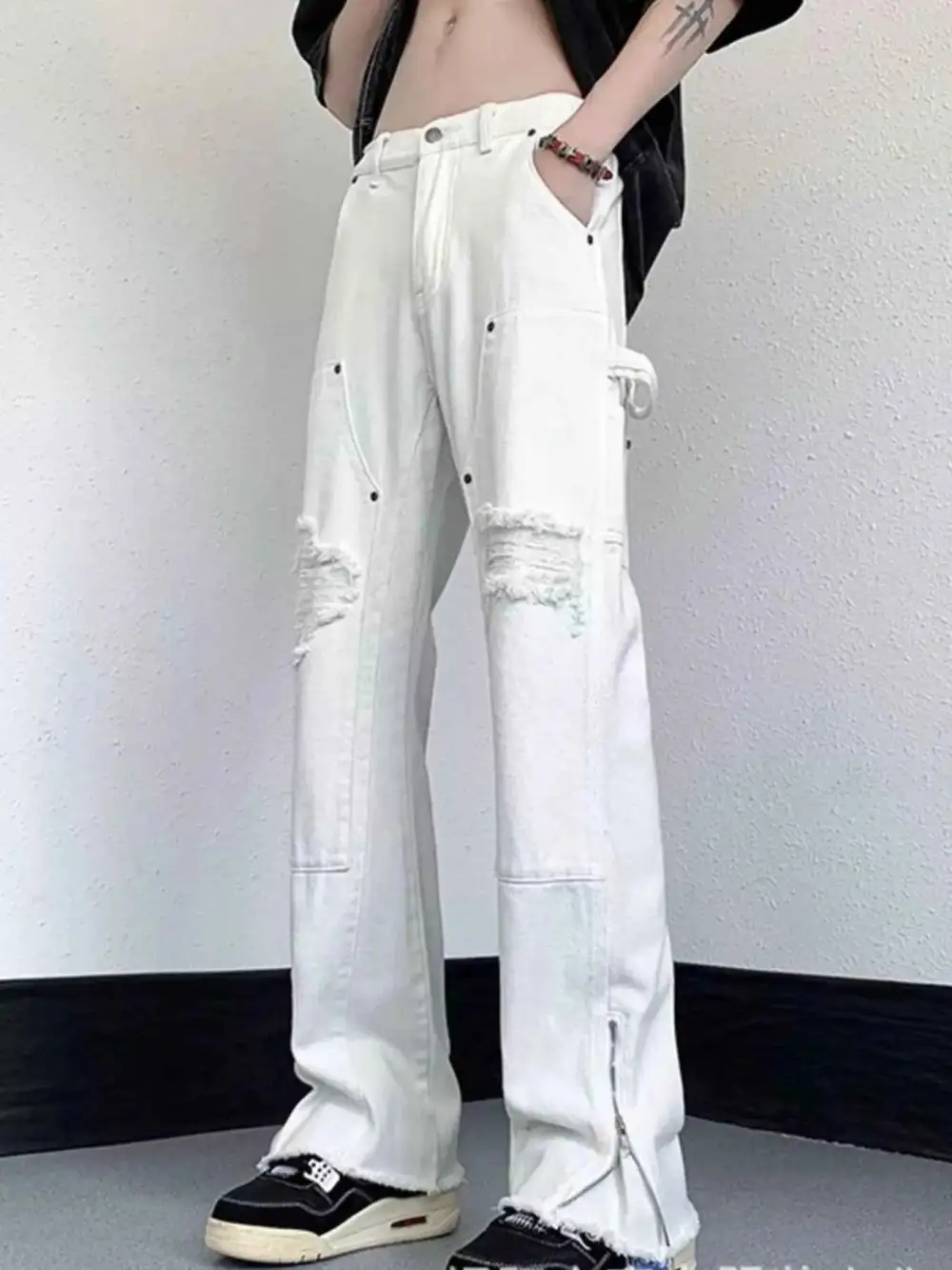 Distressed Raw Hem Wide Leg Jeans