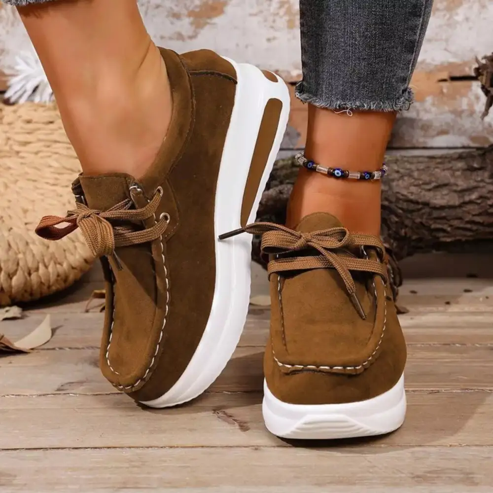 Versatile Round Toe Platform Sneakers