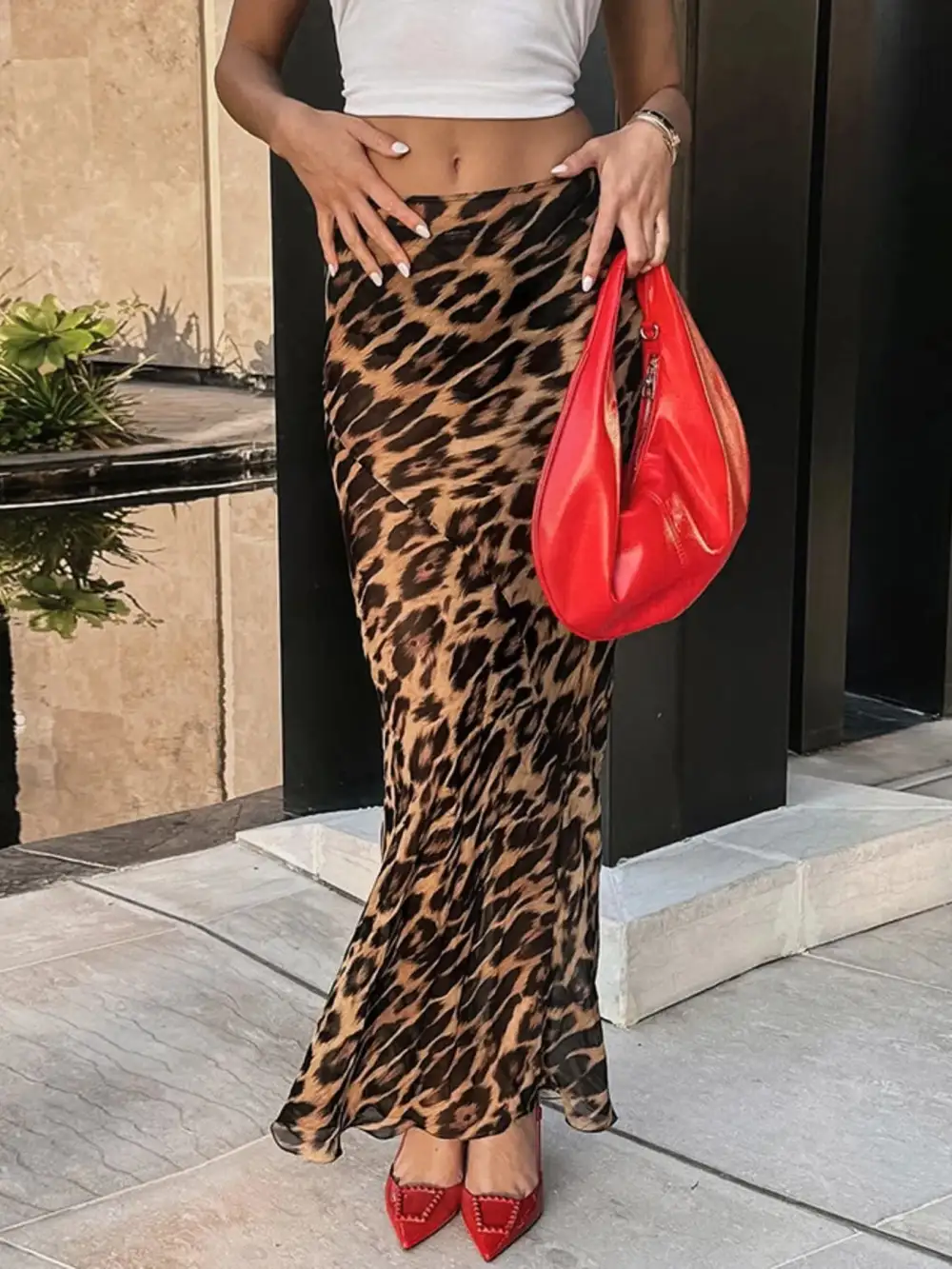 Balanced Minimal Flared Skirt