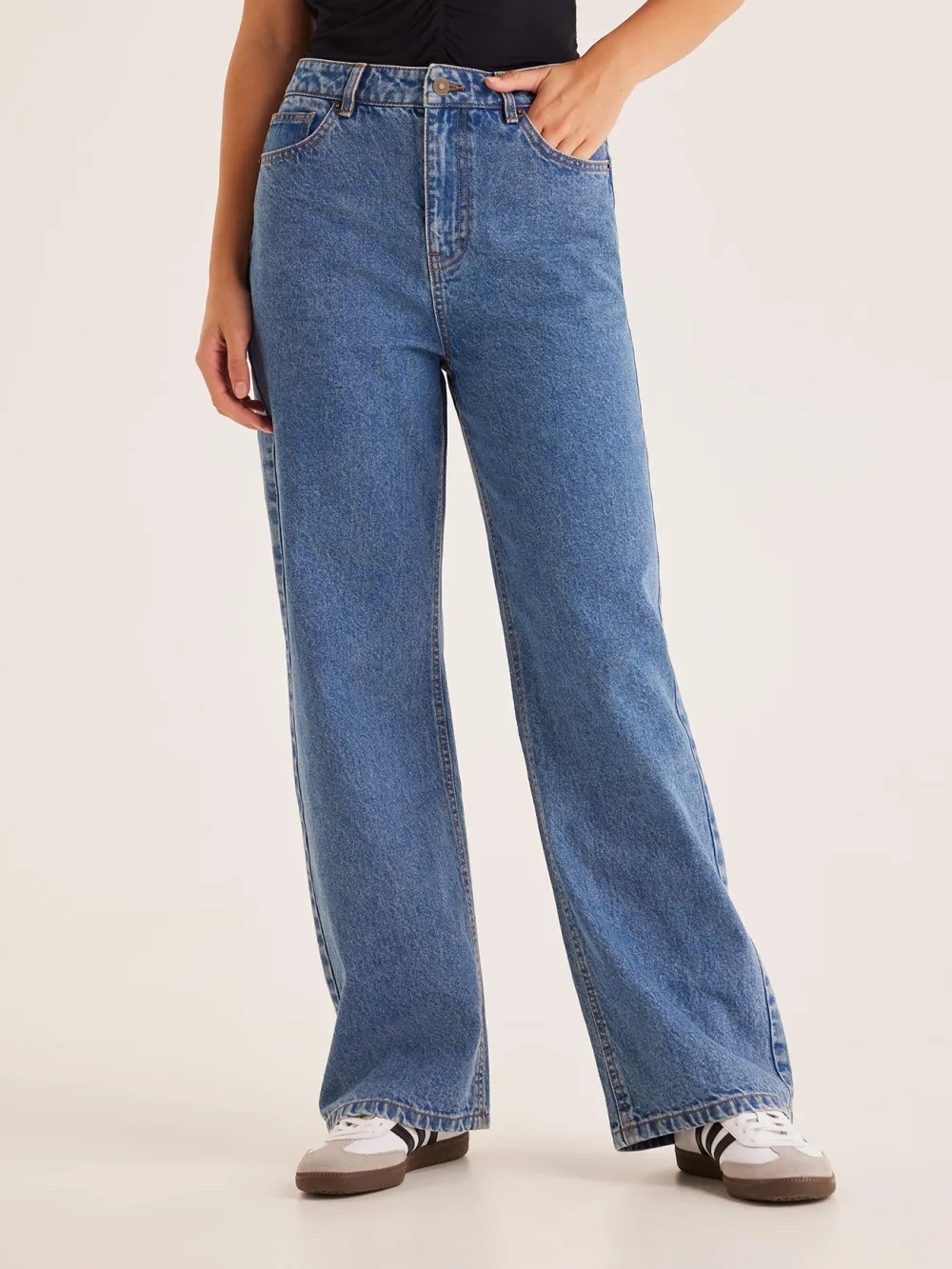 Wide Leg Jean
