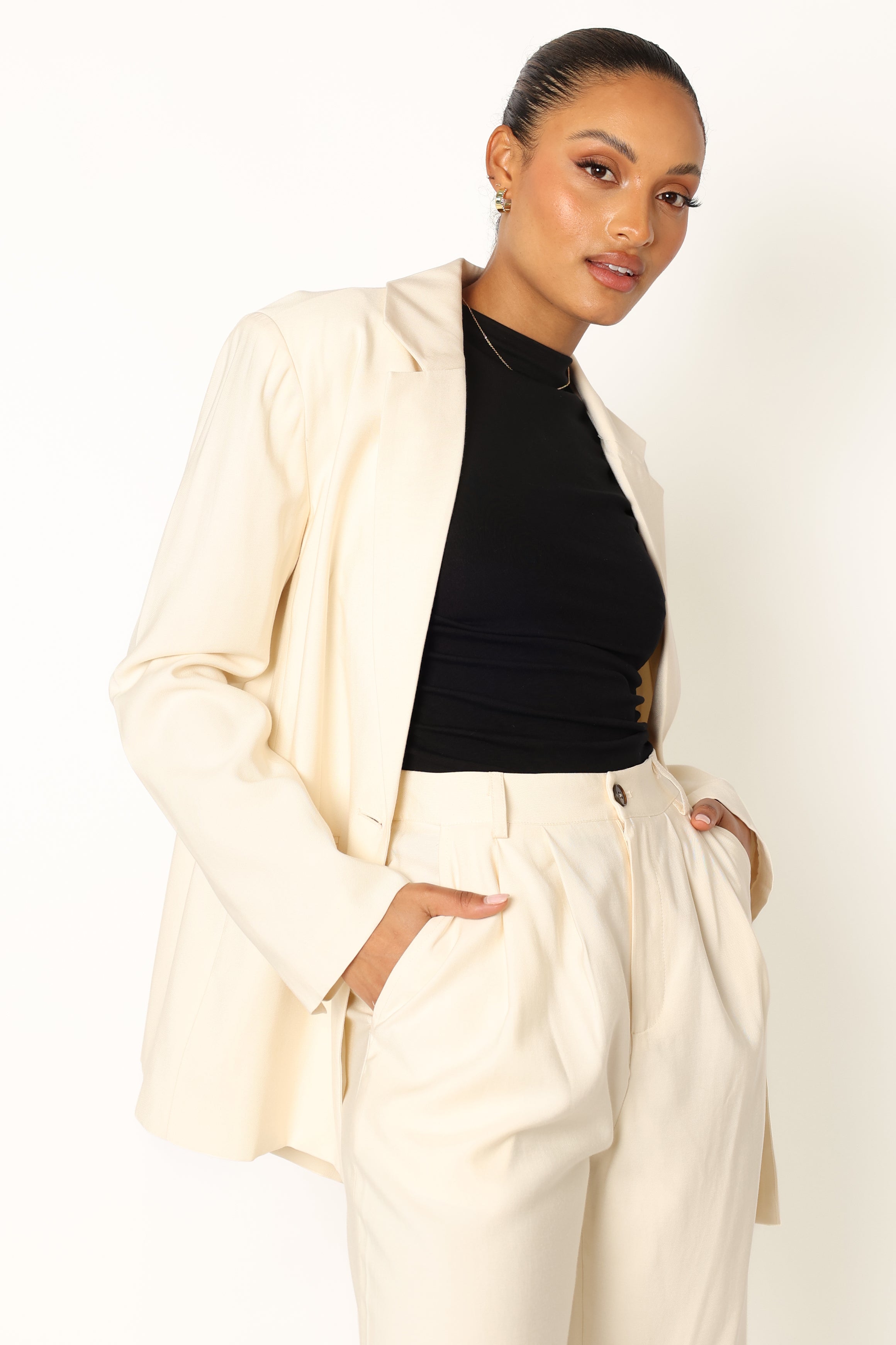 Noelle Oversized Blazer - Cream