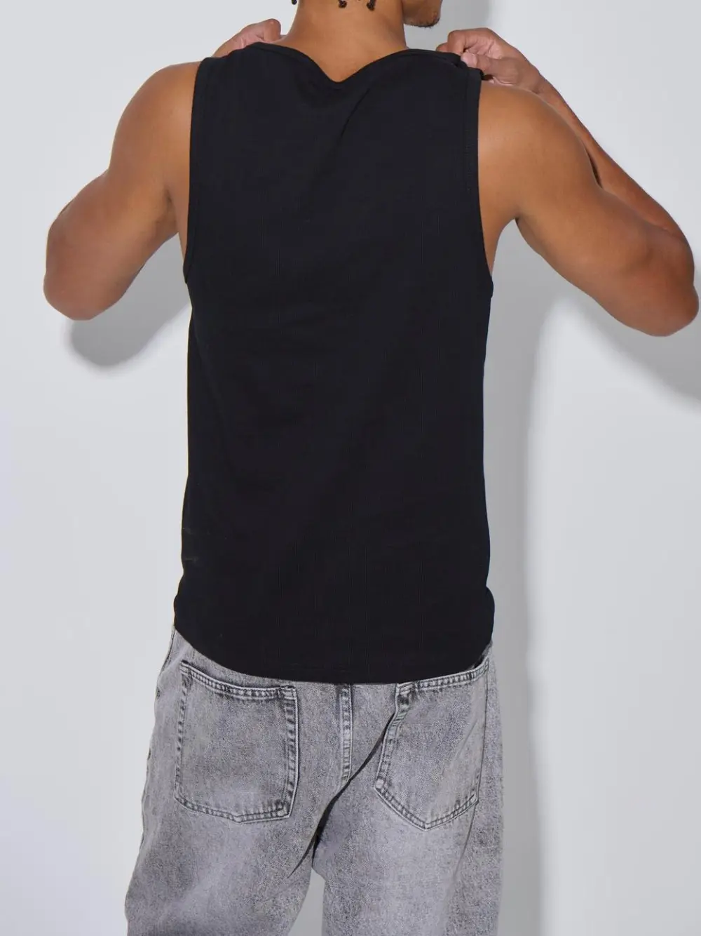 Comfortable And Soft Versatile Black Vest