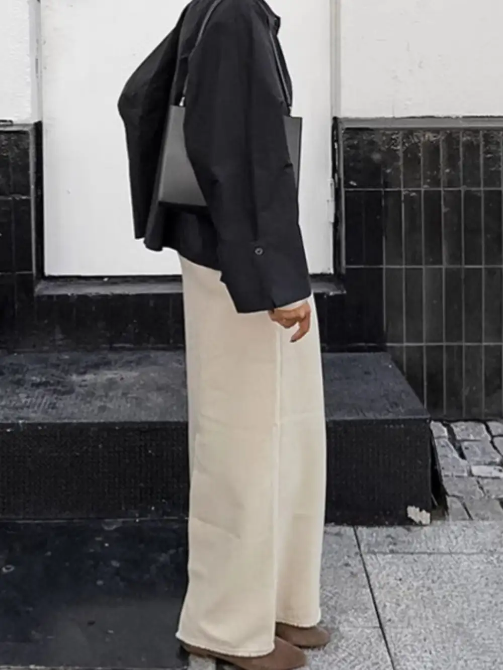 Cotton Blend Slit Skirt