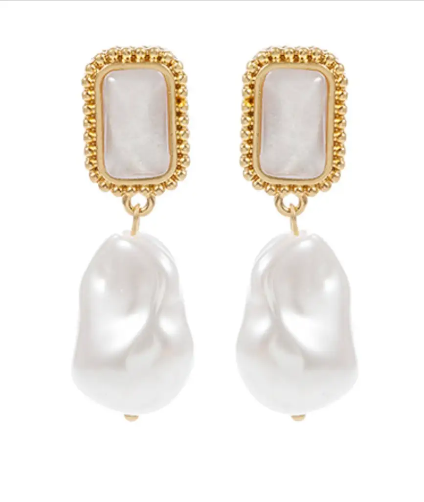 Baroque Pearl Earri Earrings