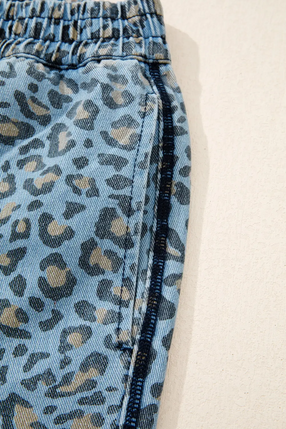 Wide Leg Drawstring Leopard Print Exposed Jeans