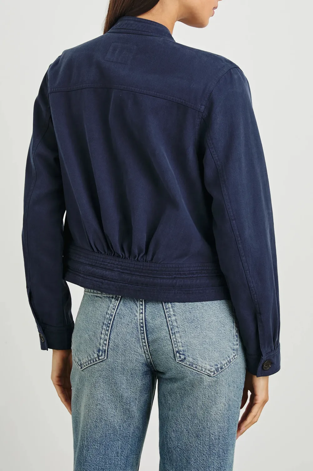 Dark-Colored Horn-Button Design Large Pocket Jacket