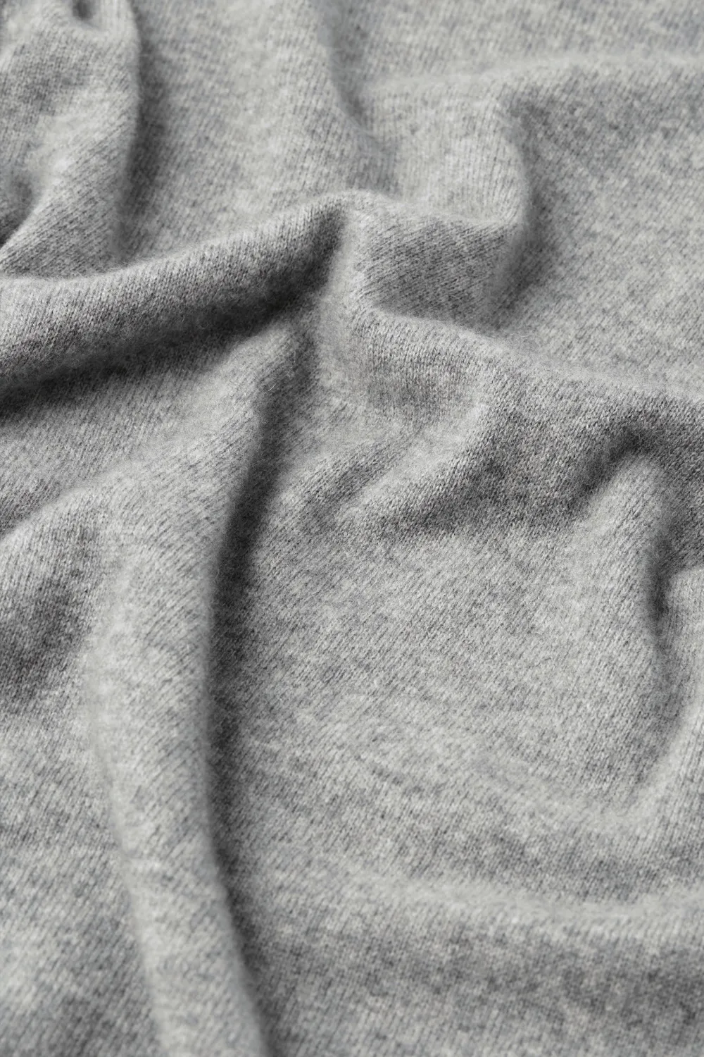 Ribbed Mouth Loose Sweater