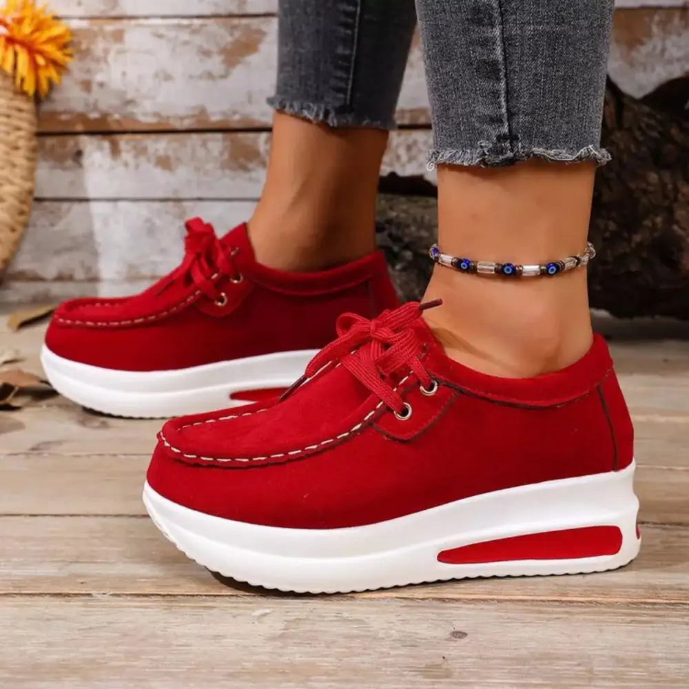 Versatile Round Toe Platform Sneakers