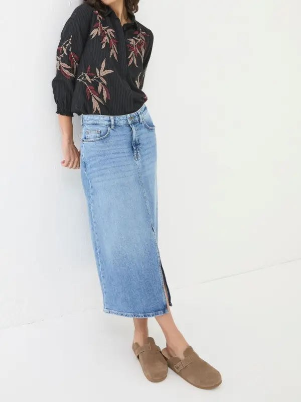 Black Kate Embroidered Shirt