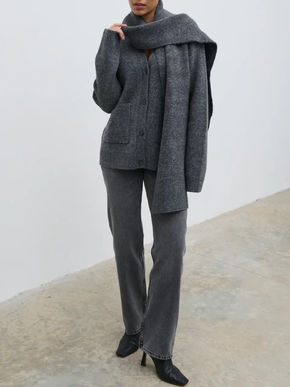 Cardigan Knit Scarf Set