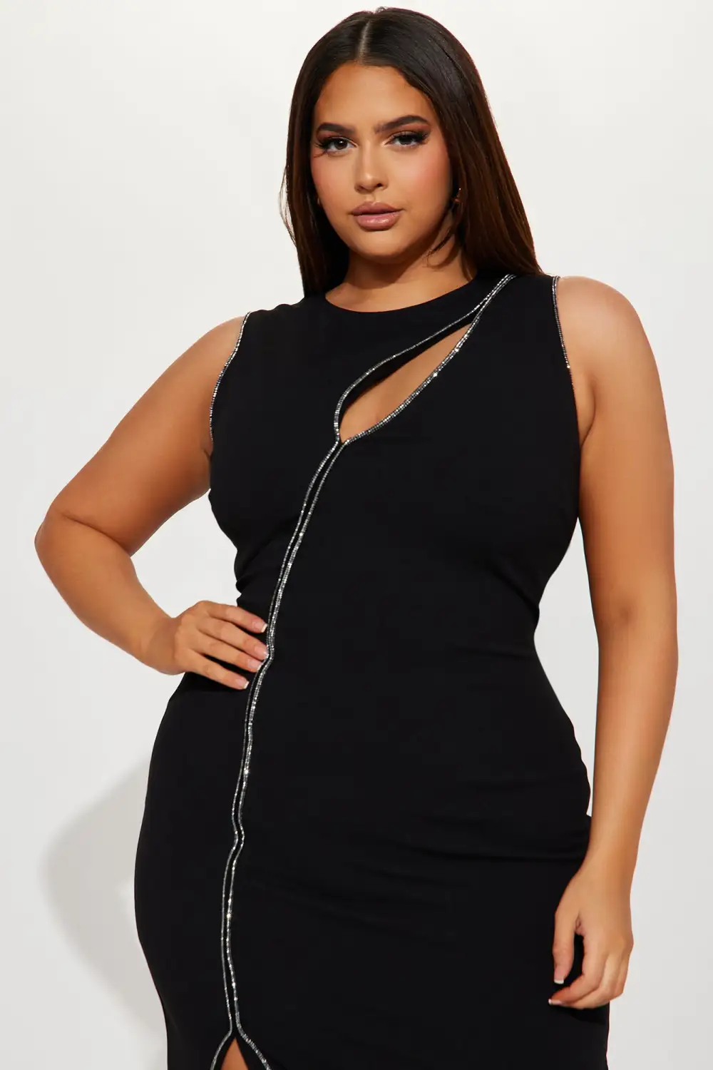 Scarlet Embellished Midi Dress - Black