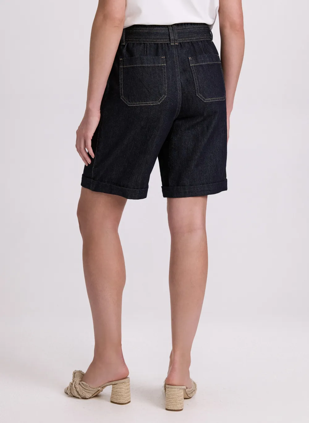 Wide-Leg Denim Shorts With Large Pockets