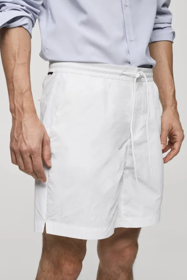 Daily Water-Repellent Shorts With Drawstring
