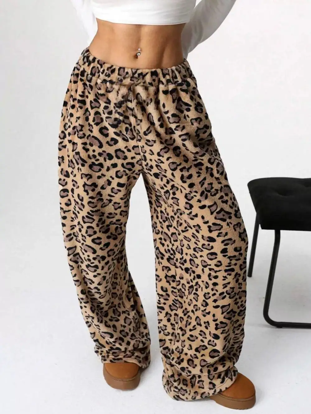 Relaxed Drawstring Wide Leg Pants