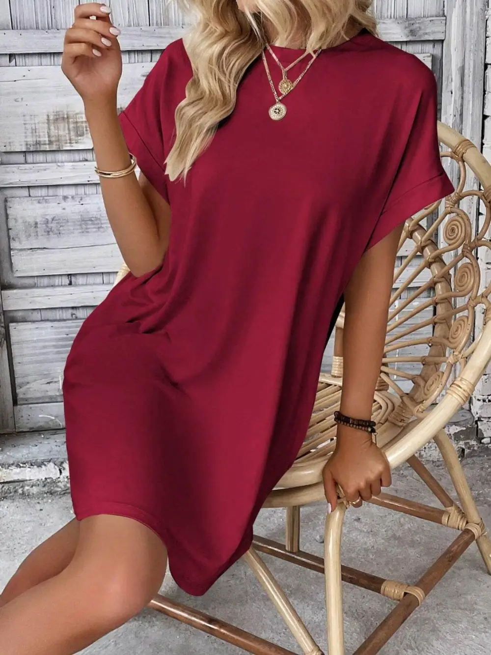 Relaxed Round Neck Short Sleeve Mini Dress