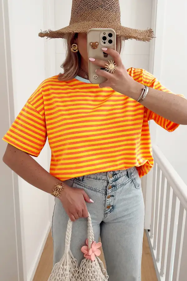 Airy Oversize Relaxed Top