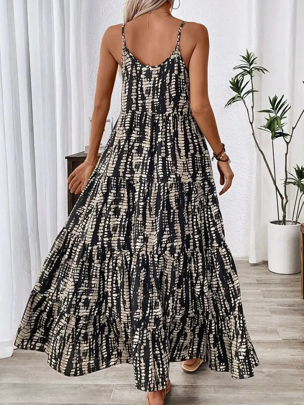 Maxi Scoop Neck Dress