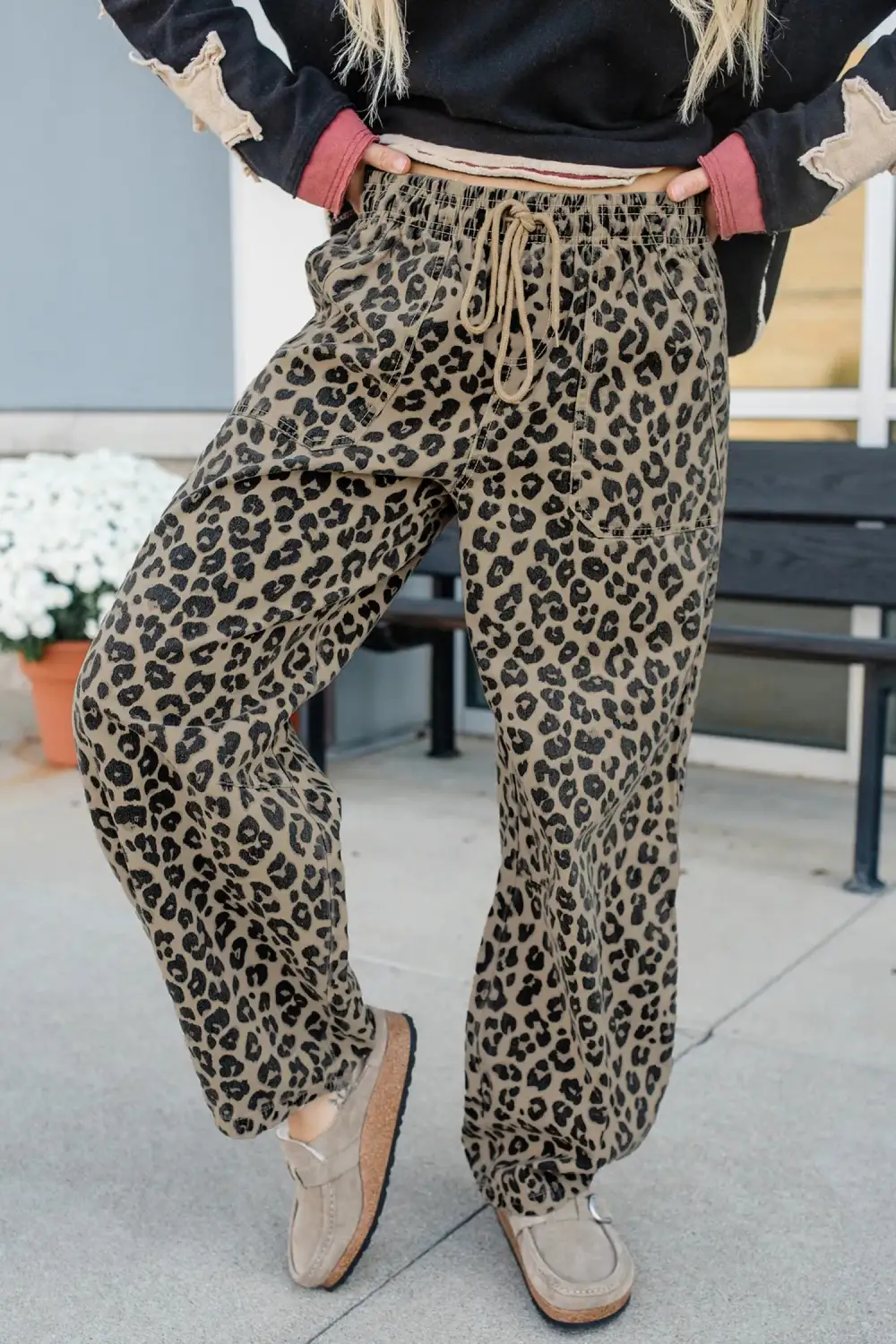 Leopard Print Drawstring Elastic Rise Loose Pants with Pockets