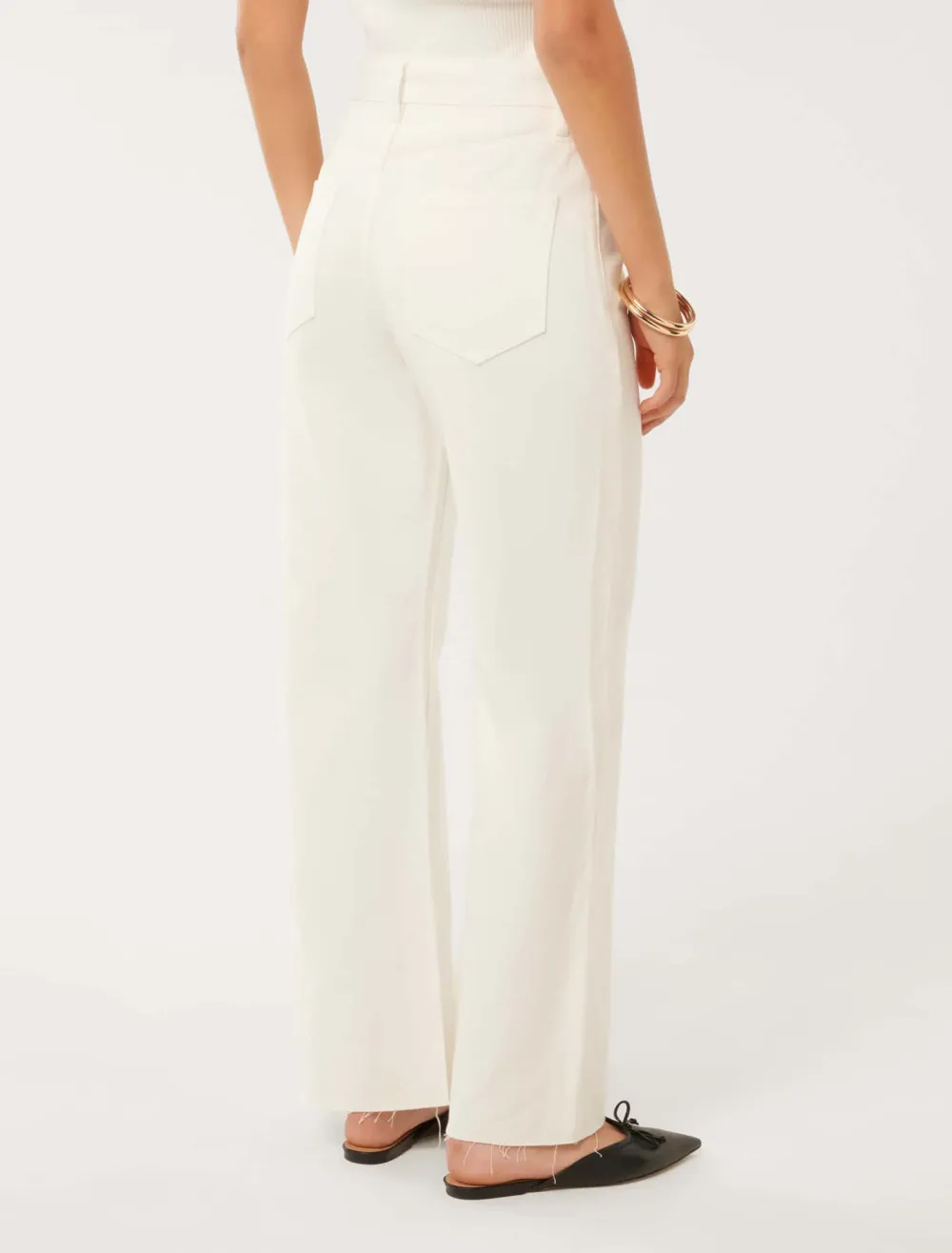 Cropped Wide-Leg Jeans