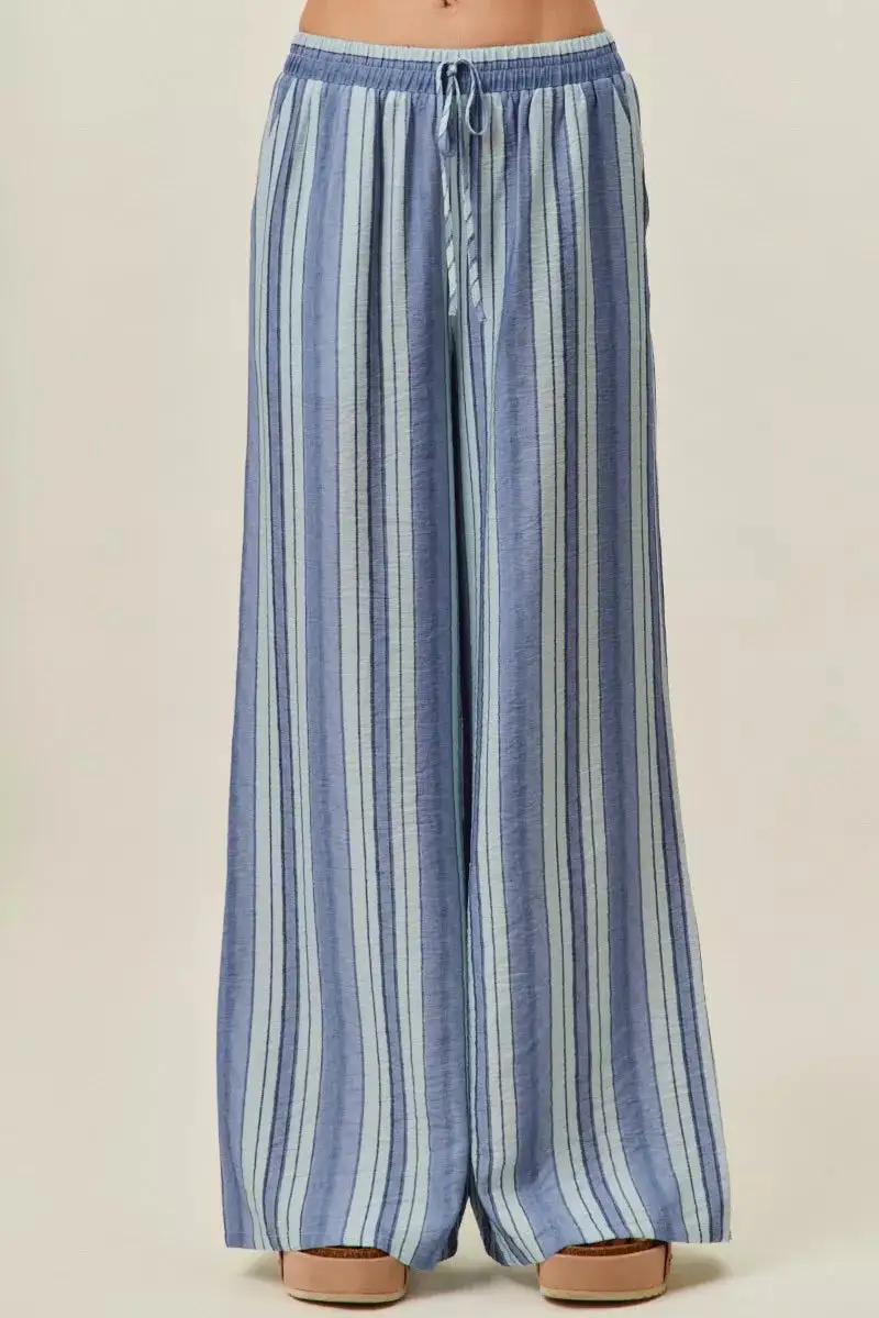 So Me Stripe Wide Leg Pull On Pants