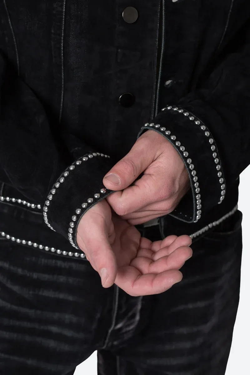 BLACK STUD EMBELLISHED DENIM JACKET