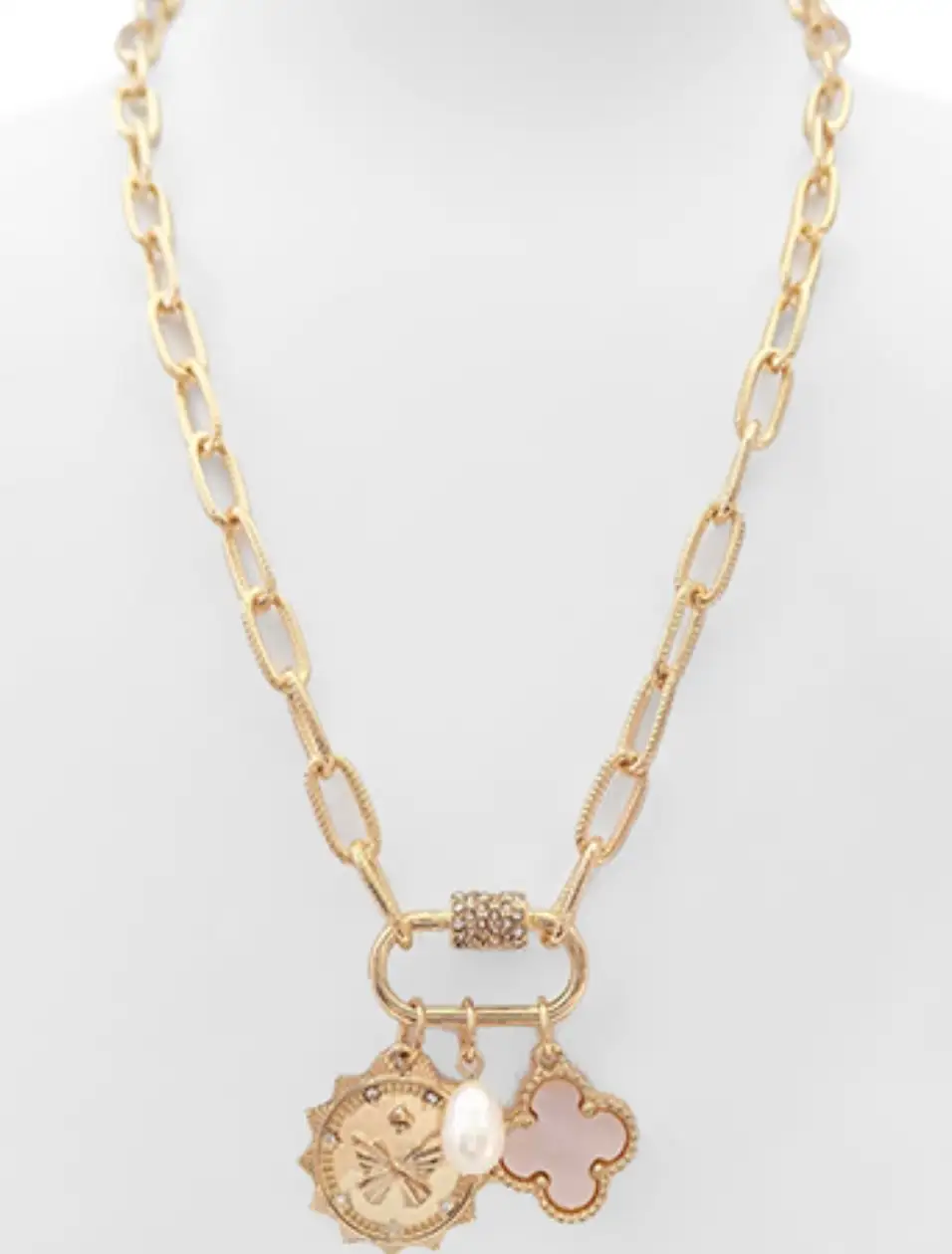 Carabi Er Li Necklace