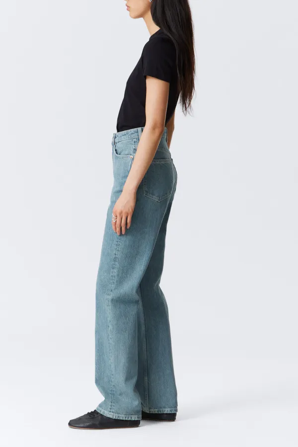 High Rise Jeans With Pockets