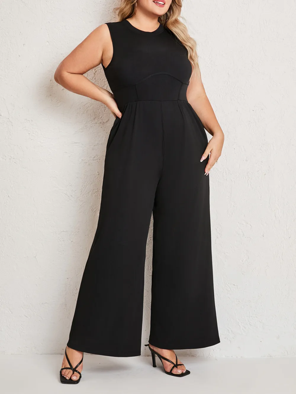 Ladies New Solid Color Sleeveless Straight Pants Suit