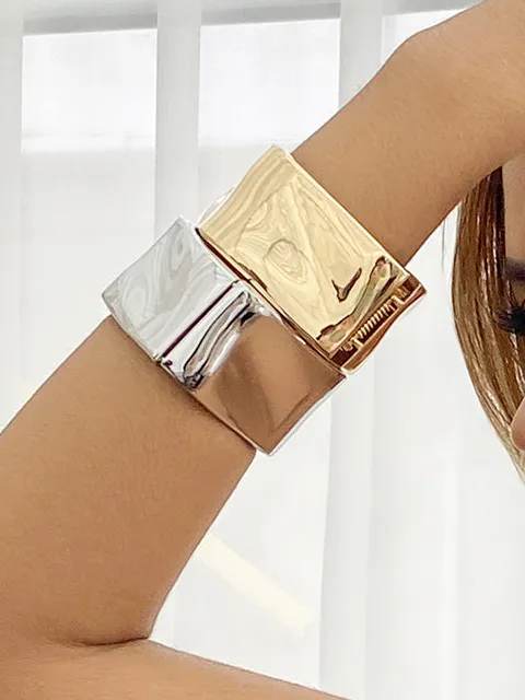 Contemporary Geometric Alloy Vintage Bracelet